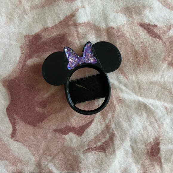 Minnie Purple Bow Magicband Puck Holder for Smart Watch - Picture 4 of 5